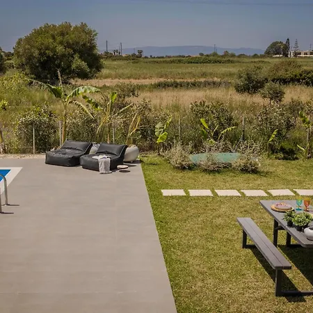 Villa Ai Helis Summer House By Vintage Travel Svoronata